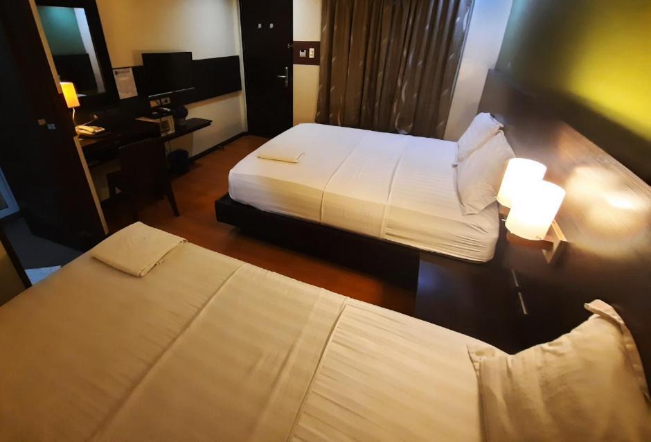 Makati Boutique Hotel Near Naia Airport Terminal 3 Edsa Pasay Cbd Makati City Exteriér fotografie